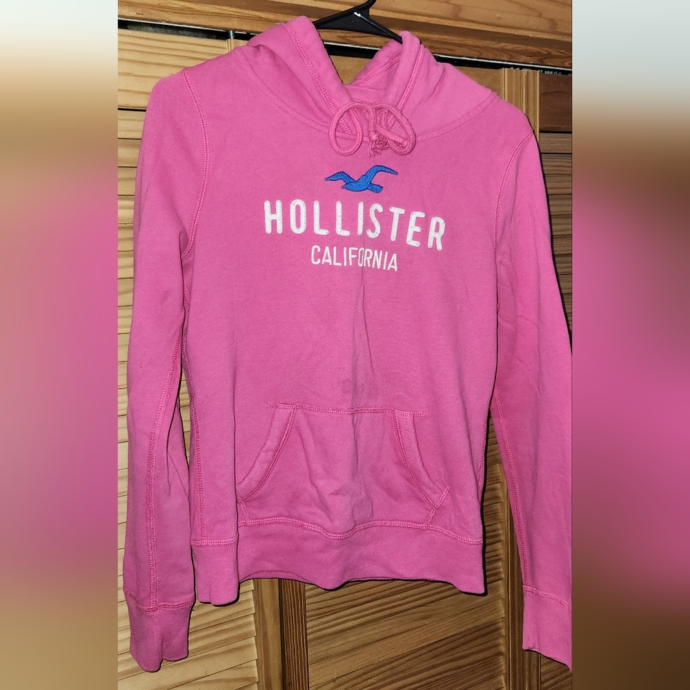 HOLLISTER pink hoodie size medium